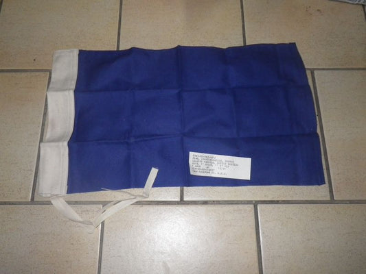 Fahrzeug Konvoi Flagge blau, erstes Fahrzeug