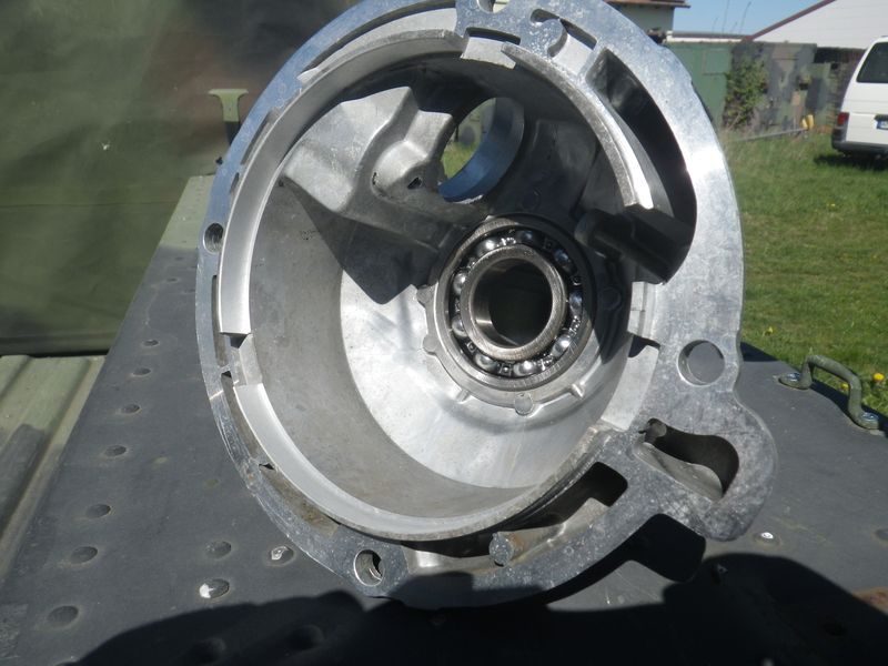 Gehäuseteil Verteilergetriebe NP208 CUCV M1009 + M1008