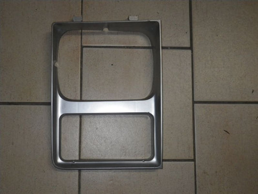 Lampenrahmen rechts CUCV K5, K30, Suburban GM  #15598726