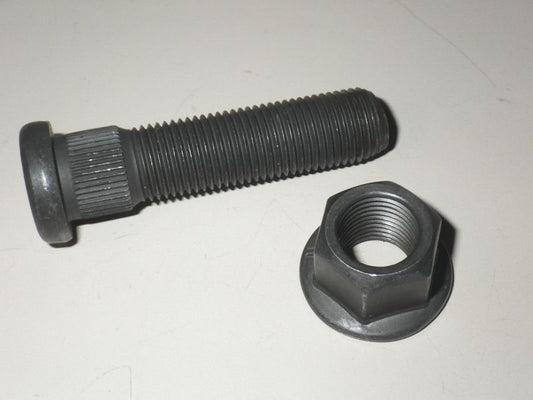 Bolzen + Mutter HMMWV Felge 37" Reifen