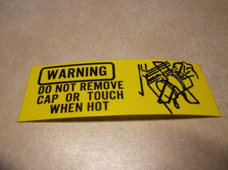 Aufkleber Kühlwasserbehälter WARNING HMMWV