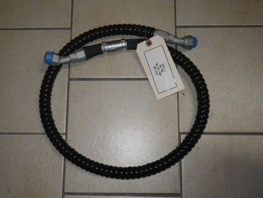 Ölkühlerschlauch Auslass HMMWV