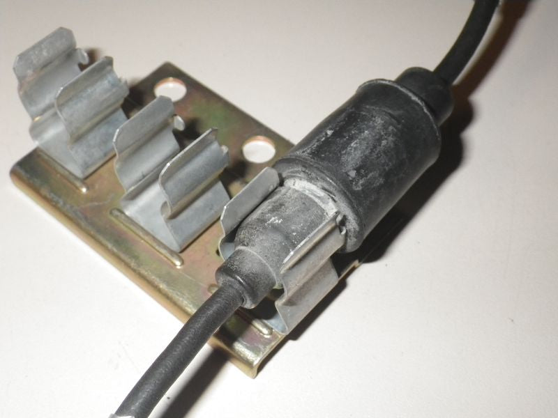 Klemmhalter 3-fach für Kabel M-Serie Anhänger