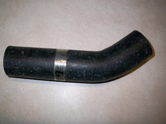 Kühlerschlauch oben HMMWV