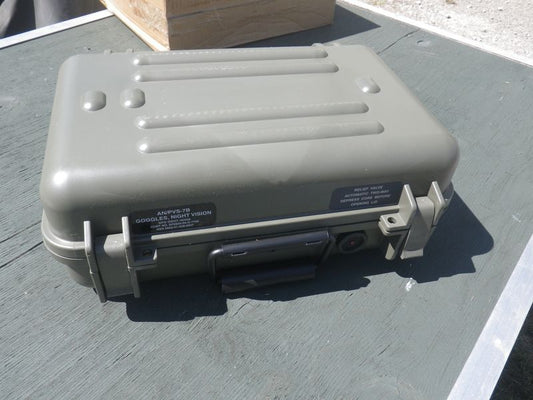 Transportkoffer Nachtsichtgerät AN/PVS-7 US ARMY
