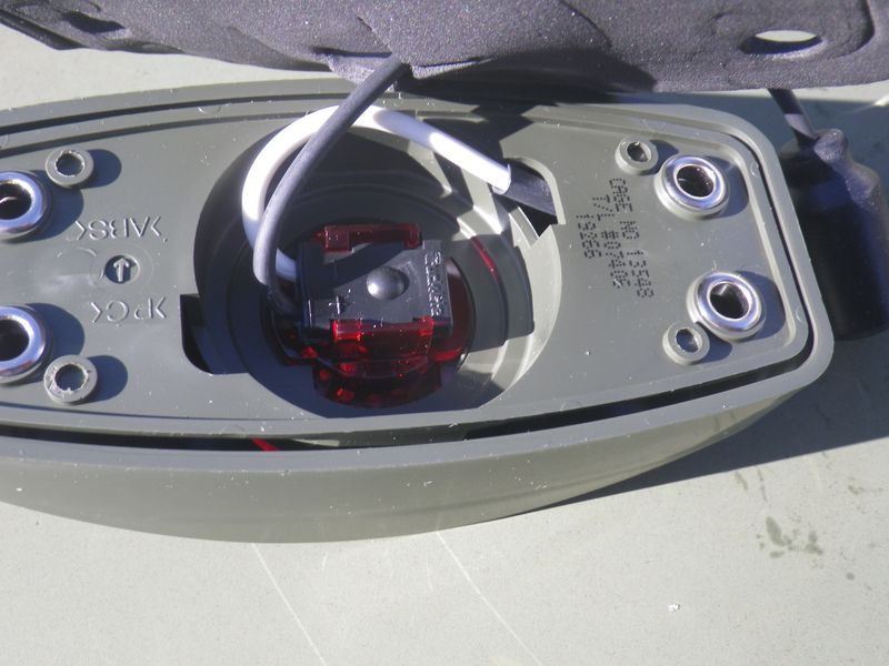 LED Seitenbegrenzungsleuchte rot HMMWV