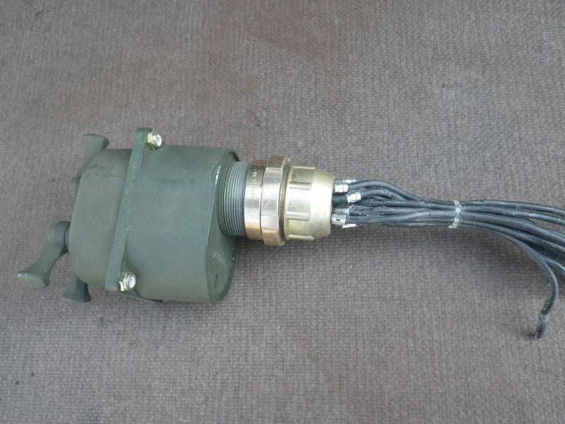 Stecker für Lichtschalter mit Kabel