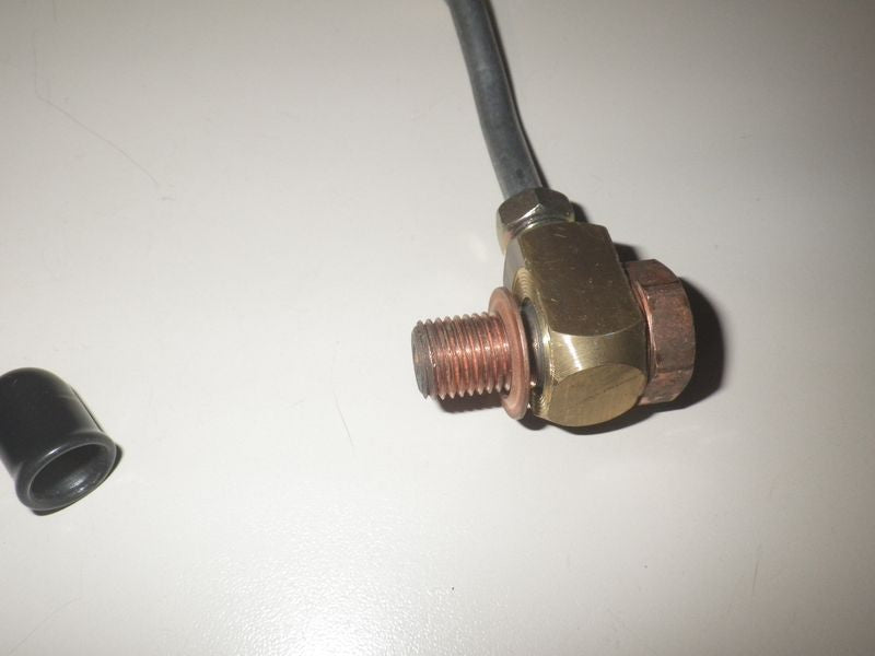 Bremsleitung in Bremstrommel rechts M105, M796, M1061