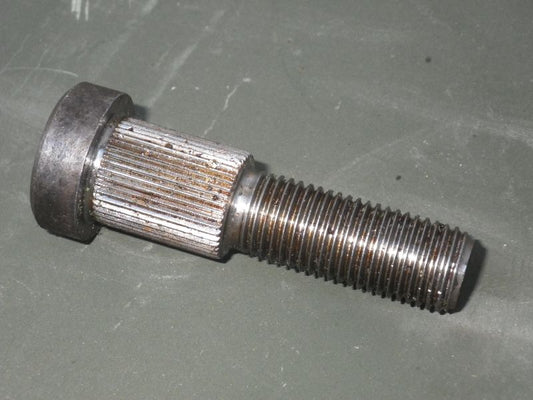 Radbolzen M151A1 Ford MUTT