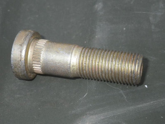 Radbolzen M151A2 Ford MUTT + Trailer M416