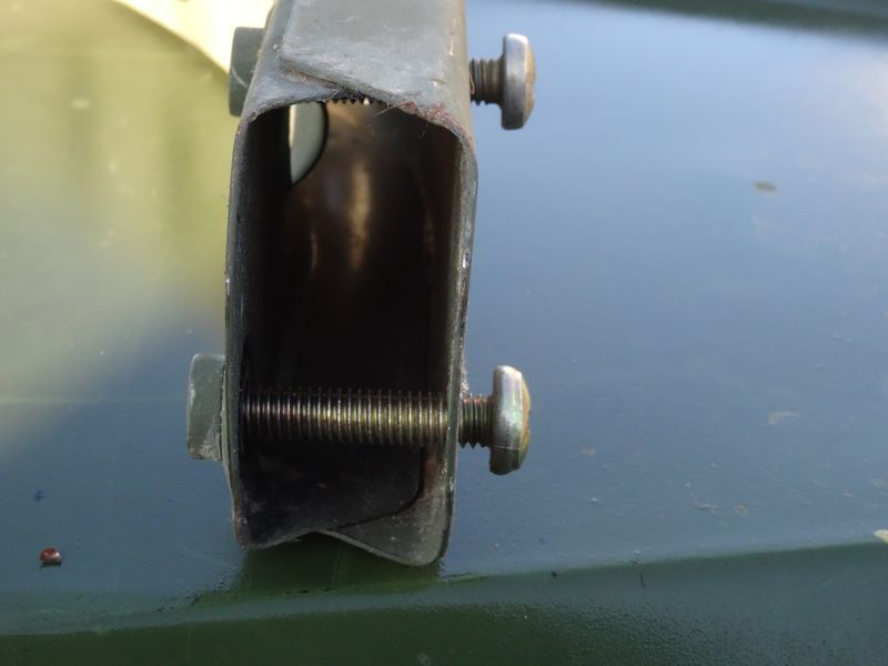 Schraube Verdeckgestänge M35, M52, M800, M900,
