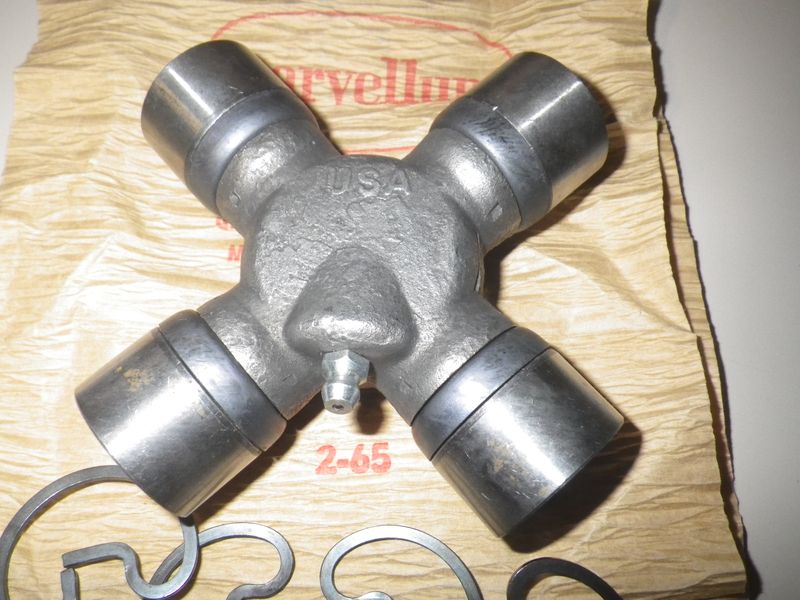 Kreuzgelenk Kardanwelle vorne und hinten M35A2 REO