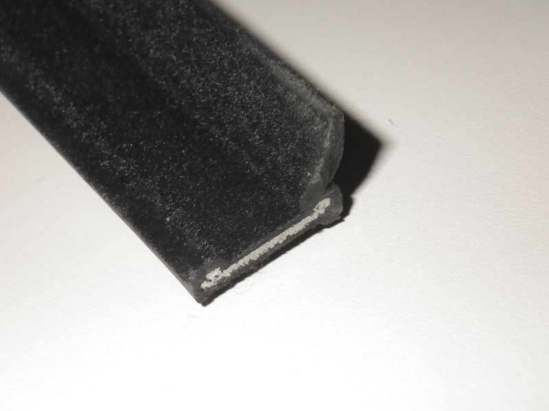 Dichtleiste Fensterschacht Türe M-Serie Trucks M35, M52, M800, M900 Serie