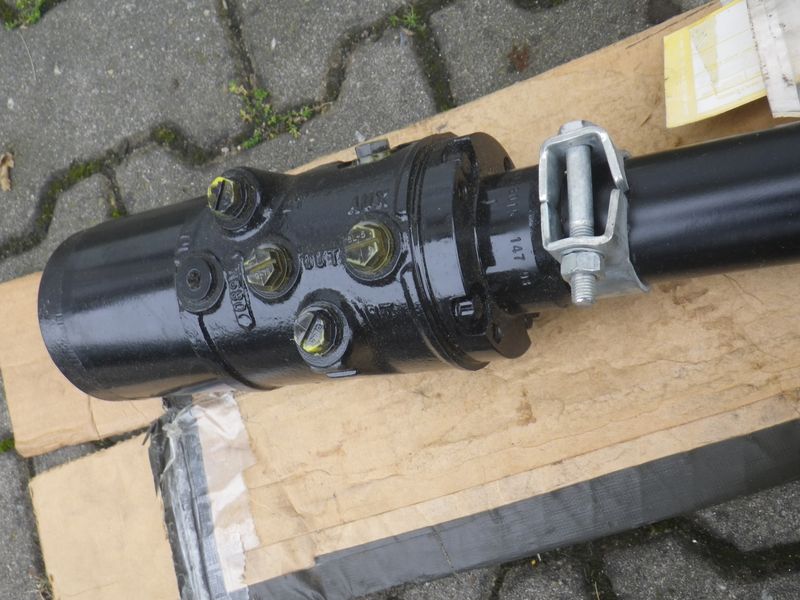 Lenkgetriebe Forklift Case M4K, MHE-237