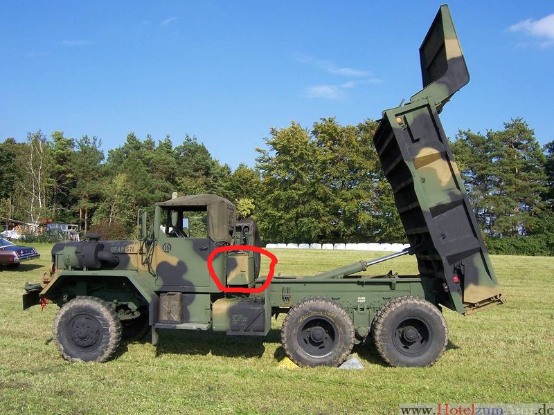 Staufach Werkzeug Dumptruck M817