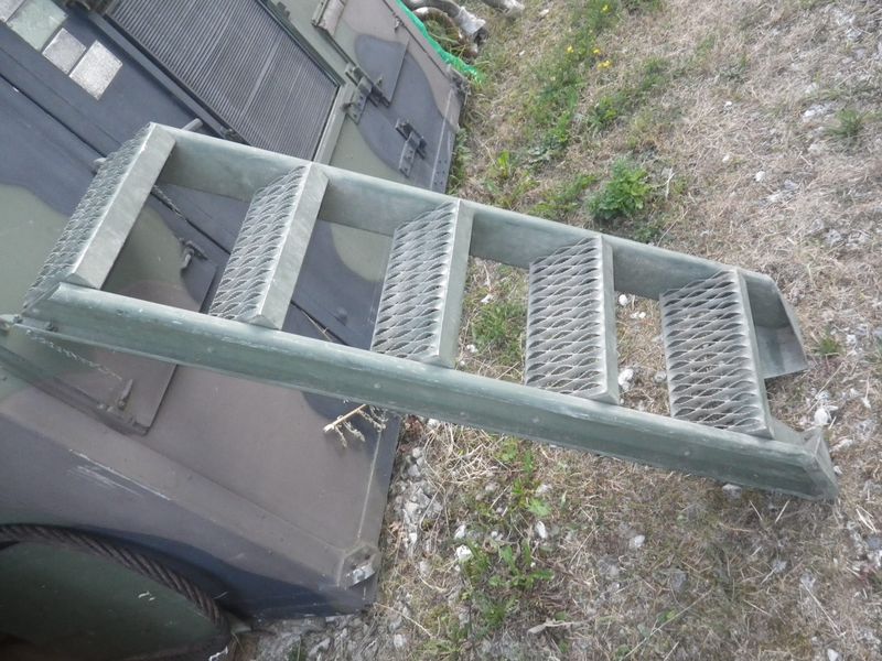 Alu Leiter 5 Stufen für M934 + M820 Truck Expansible Van