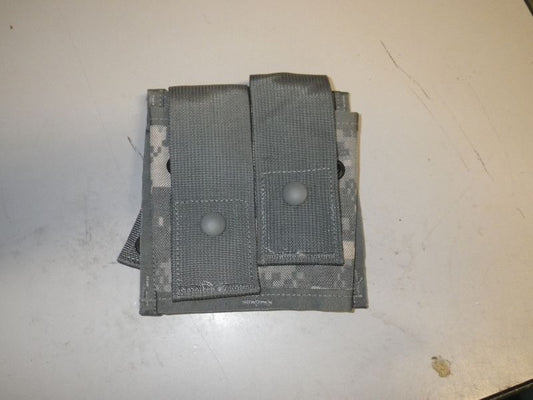 MOLLE II 40 mm Pyrotechnic Pouch double ACU  UCP
