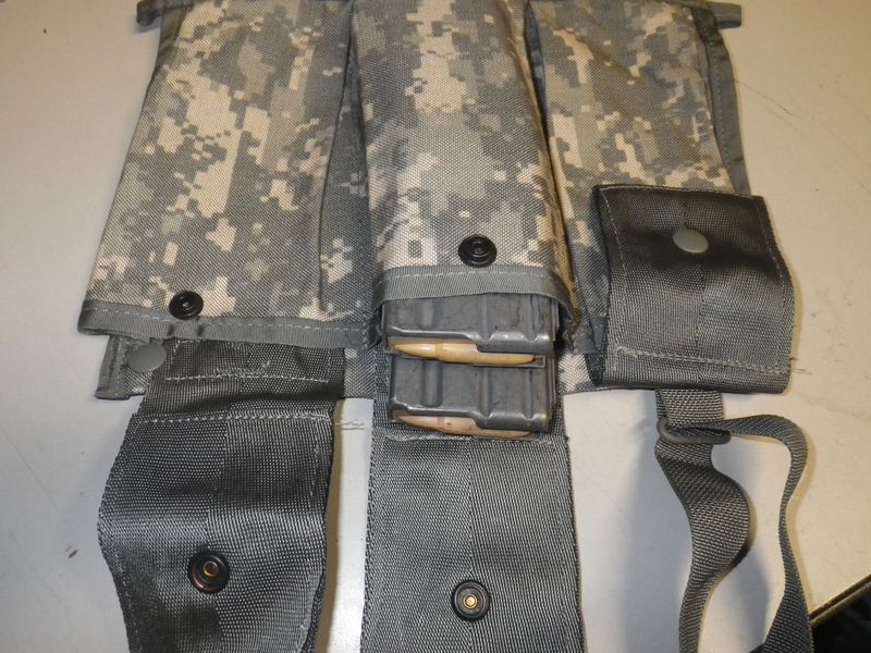 MOLLE II Bandoleer Magazine M4/M16 ACU UCP