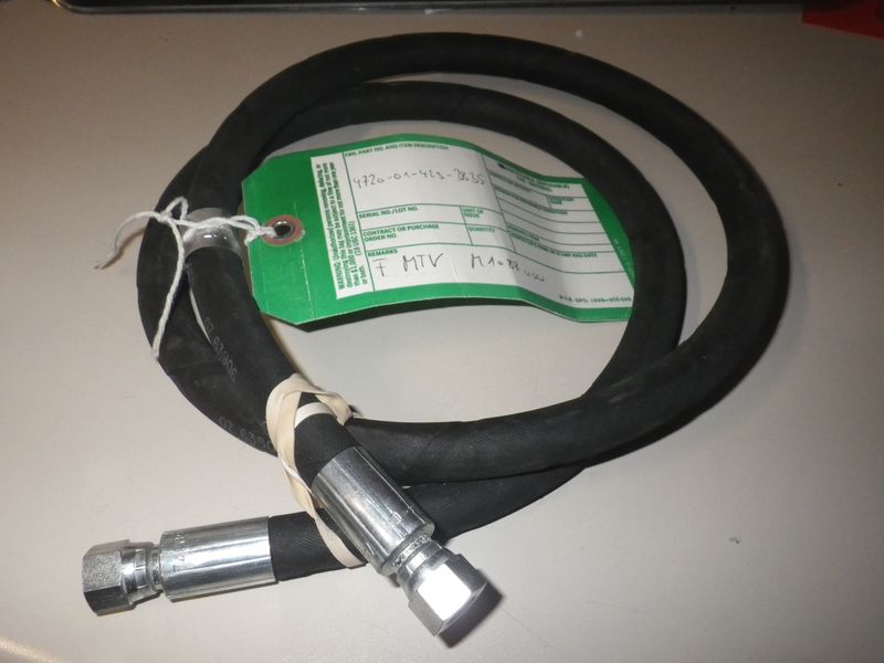 Schlauch Hydraulik Vorderachse MTV M1088