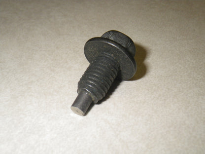 8675529 drain plug HMMWV 4L80e automatic transmission
