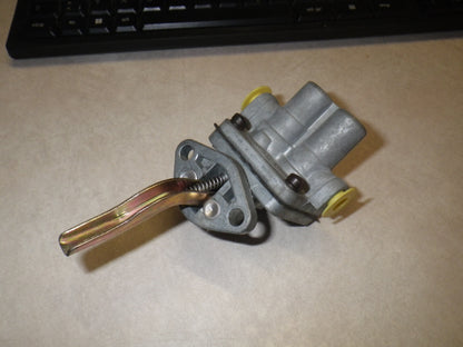 Benzinpumpe 2910-00-545-1780, Fuel pump US army