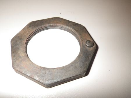 Achsmutter innen  M37/M43 Dodge