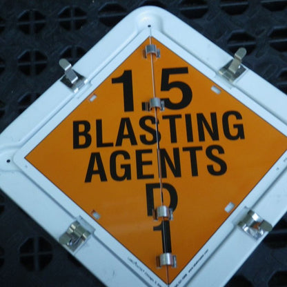 Gefahrguttafel US Explosive Dangerous Filmdeko