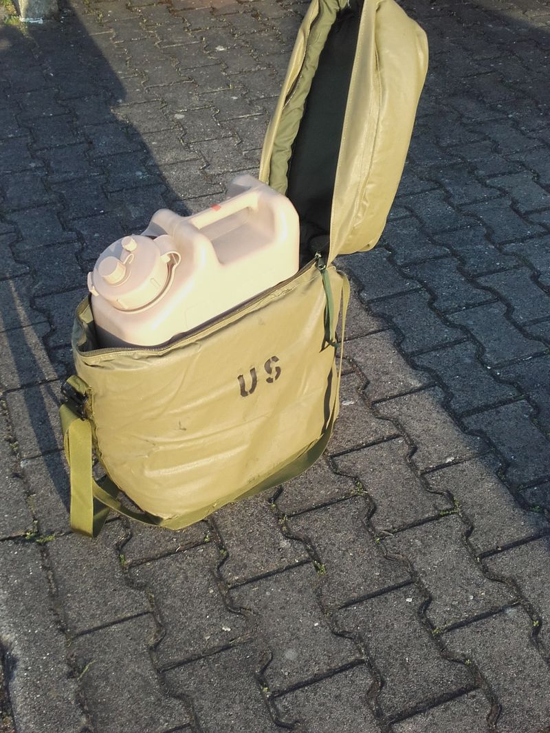 Isoliertasche für 20 Liter Wasserkanister US ARMY