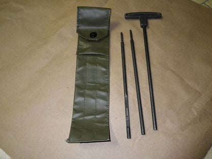 Putzstock mit Tasche Cal.50 und 7.62 mm,  US ARMY