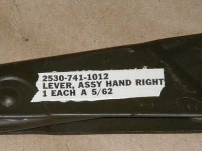 Handbremshebel rechts, alte Art M104, M106, M106A1, M107A1