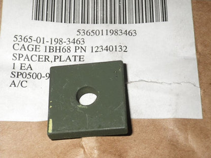 Distanzplatte Tarnnetzstrap Heckklappe HMMWV