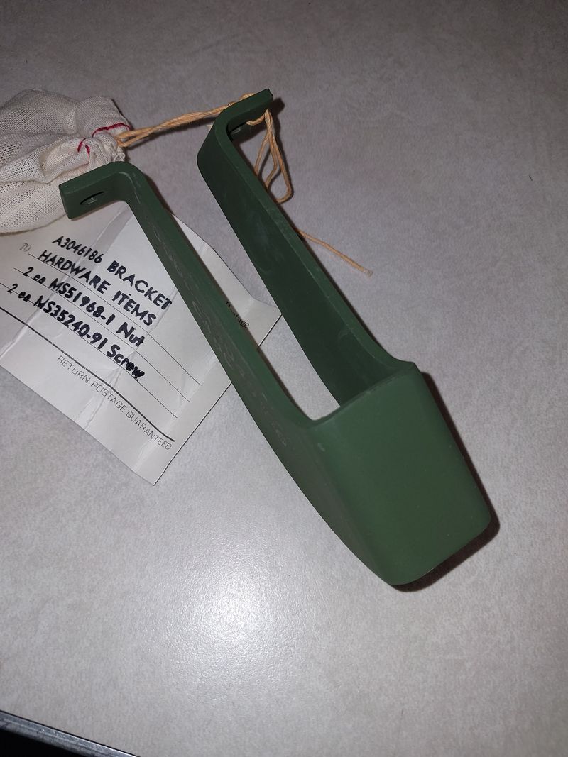 Halterung Mikrofon Funktisch,  HMMWV M998,