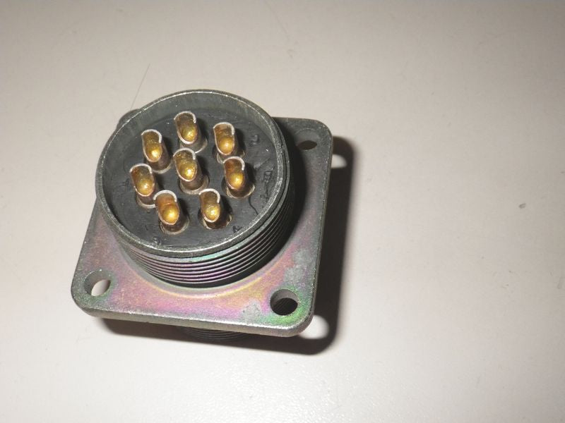 Stecker Kabelbaum zu Motorhauben Kabelbaum  HMMWV