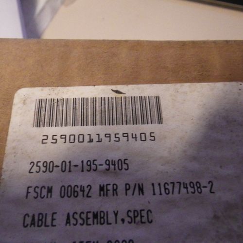 Kabel mit M-Serie Stecker 13cm lang