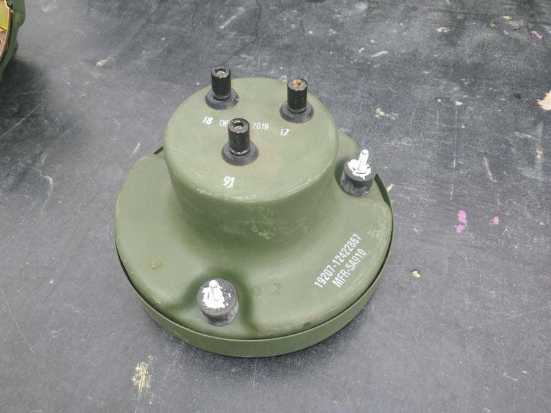 Scheinwerfergehäuse M-Serie  HMMWV, M151, M35; M561, M939  ect.