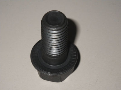 Schraube Steckachse hinten K30 M1008 CUCV