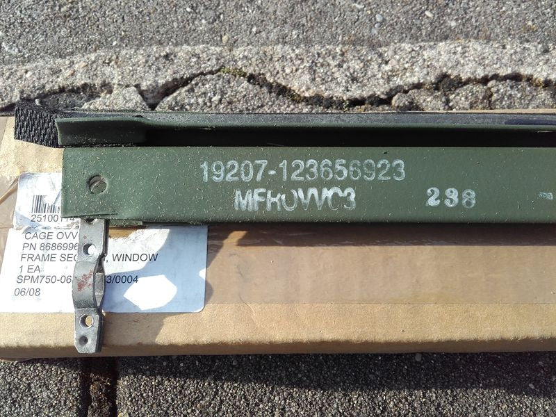 Fensterrahmen oben mit Scharnier M35, M800, M52