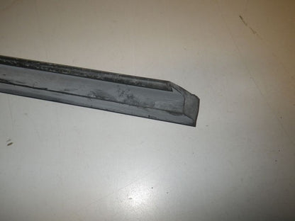 Dichtgummi Scheibenrahmen rechts M35, M52, M800, M900