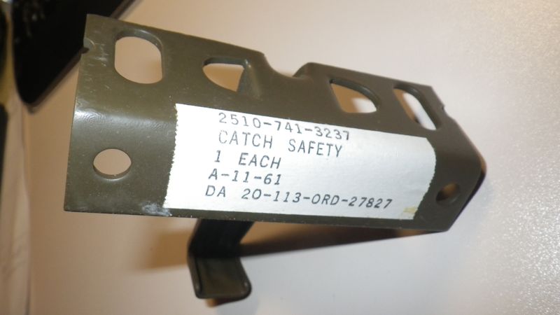 Halter Motorhaube M37, M43 DODGE 3/4ton
