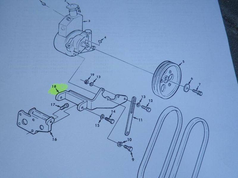 Halterung Servopumpe M800 + M900 serie 5ton Truck