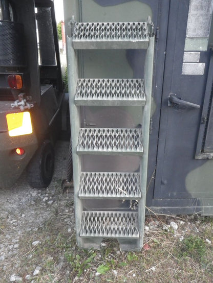 Alu Leiter 5 Stufen für M934 + M820 Truck Expansible Van