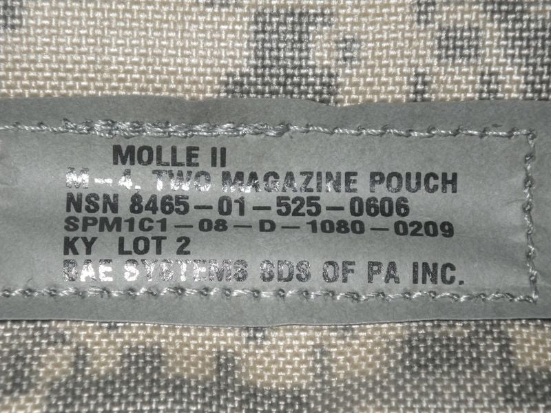 MOLLE II M4  Magazintasche ACU  UCP