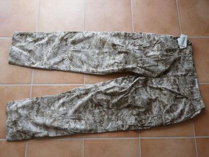 USMC MAPRPAT Desert Hose, Large-Regular