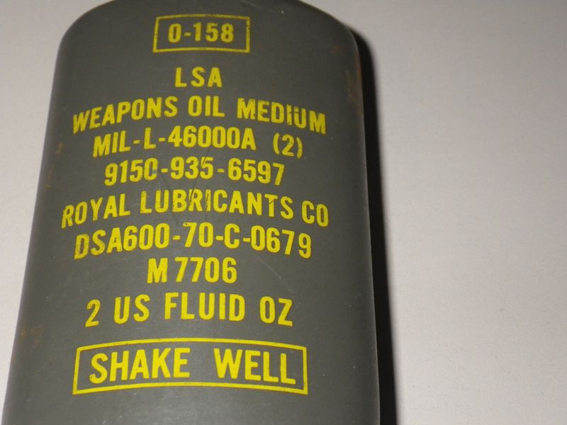 US ARMY Waffenölflasche 1970 Vietnamtime DEKO