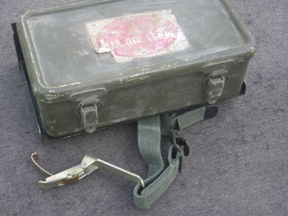 Verbandskastenhalter alte Art, bracket First aid kit