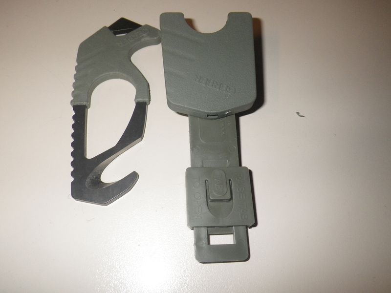 Ranger-Jack - ArmyOnlineStore - GERBER Molle Strap Cutter Safety Tool  Gurtmesser Nothammer gurtschneider black schwarz